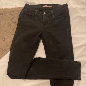 Levi’s Mid-Rise 710 Supper Skinny Jeans